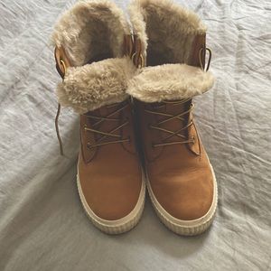 Fluffy suede timberland boots